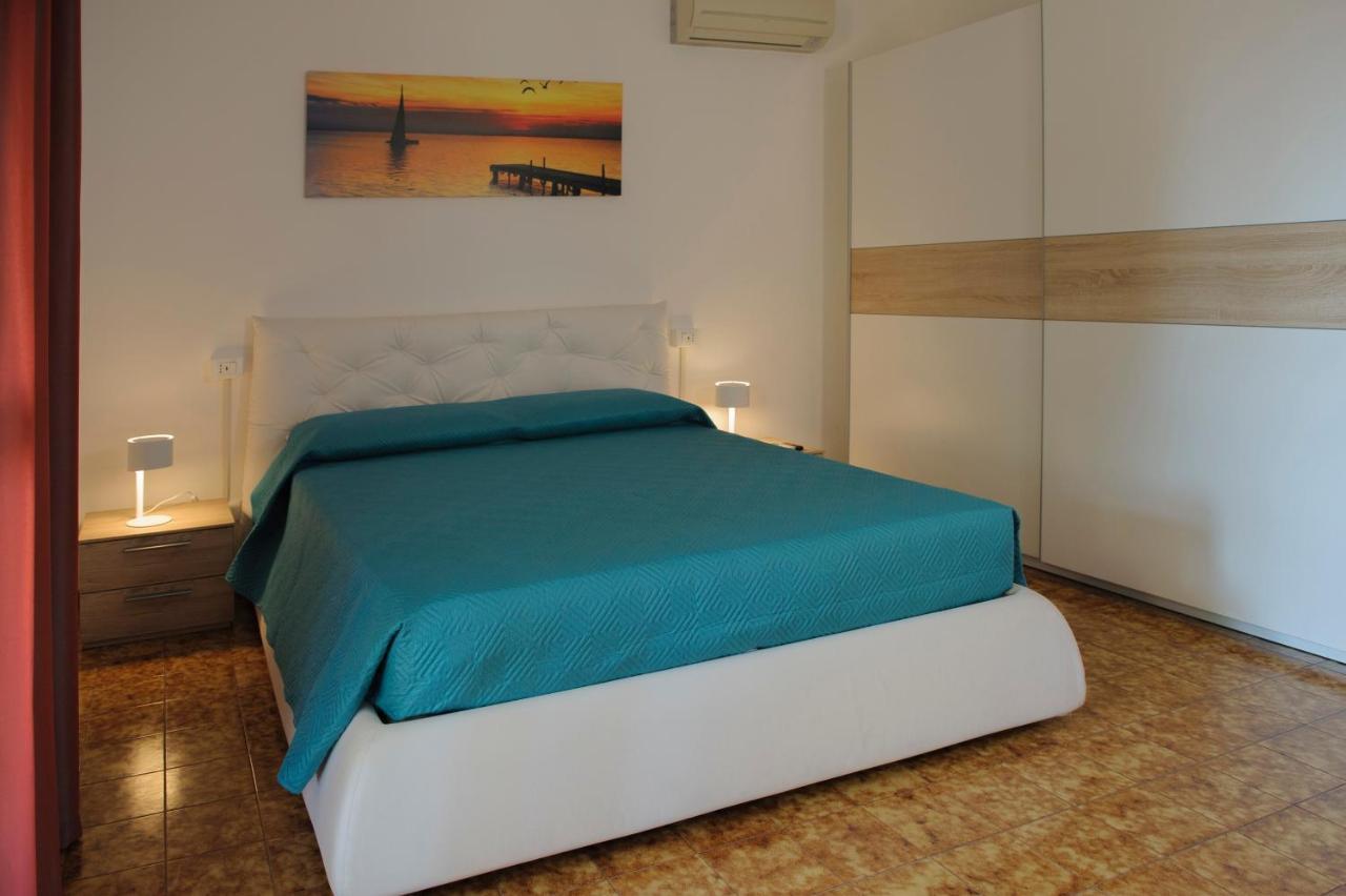 Casa Betty Appartement Peschiera del Garda Buitenkant foto